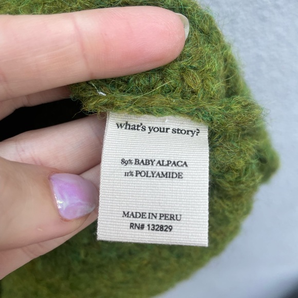 Weekend Stories Antonia Crew Neck Pullover in Olive Green - Picture 6 of 8